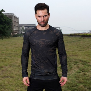 Men’s stretch long-sleeved t-shirt